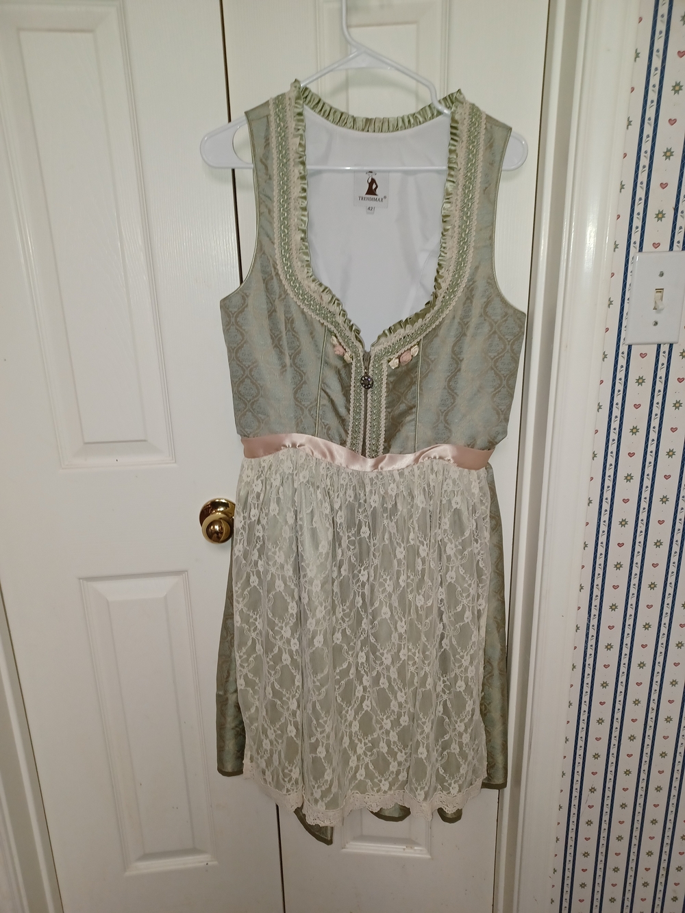 Trendimax Womens German Dirndl-dress Bavarian Oktoberfest Costume